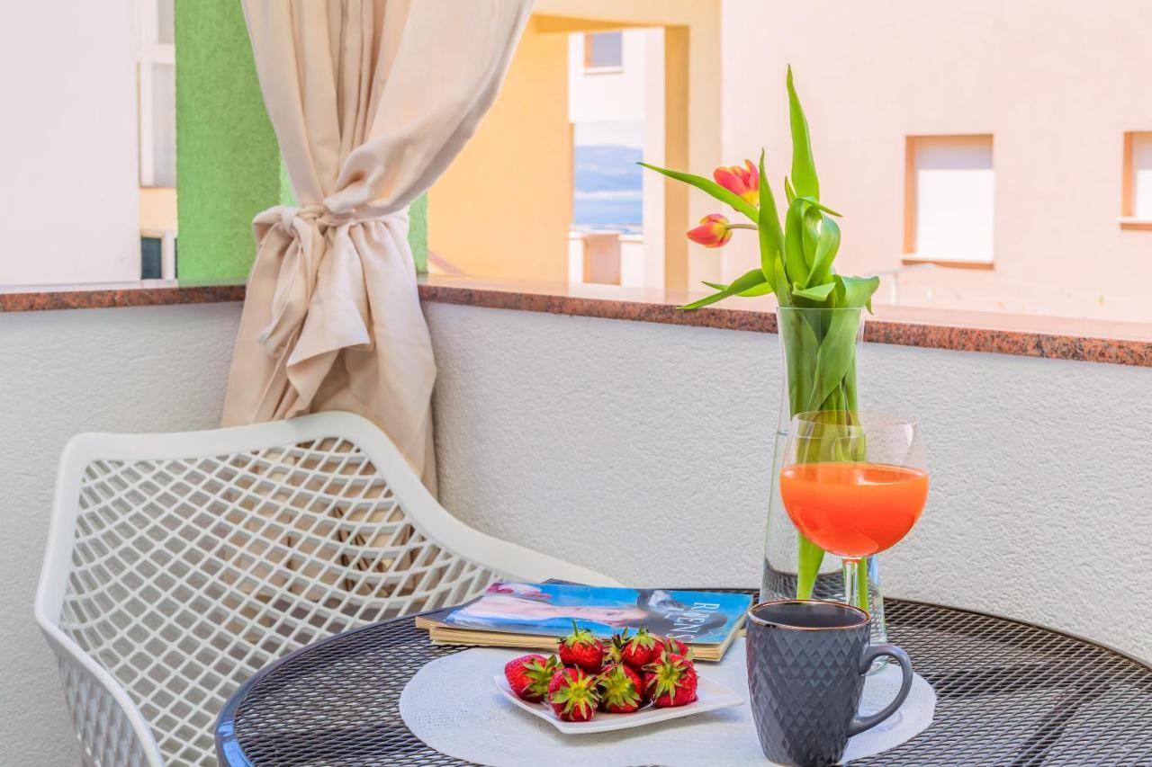 Apartmani Nikola Baska Voda Luaran gambar