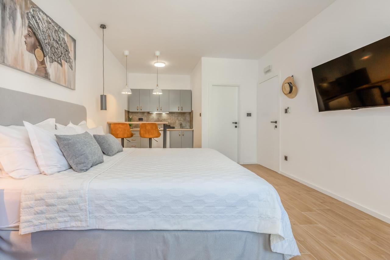 Apartmani Nikola Baska Voda Luaran gambar