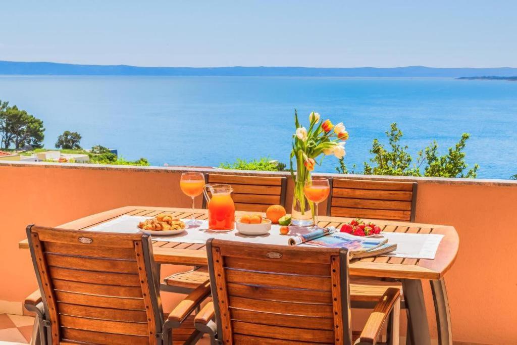 Apartmani Nikola Baska Voda Luaran gambar